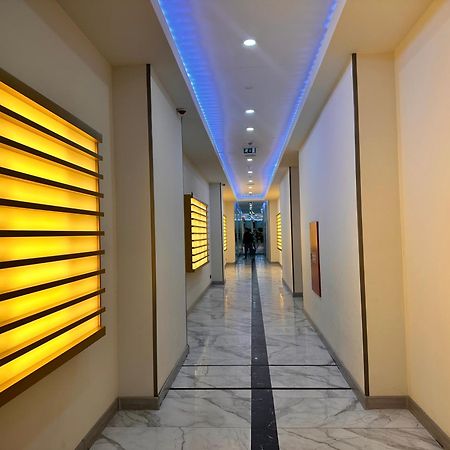 Batumi Orbi City Apart Hotel Exteriör bild